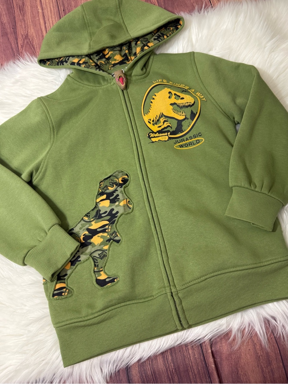 Jurassic World Green Dinosaur Full Zip Hoodie - Boys Size M (8)